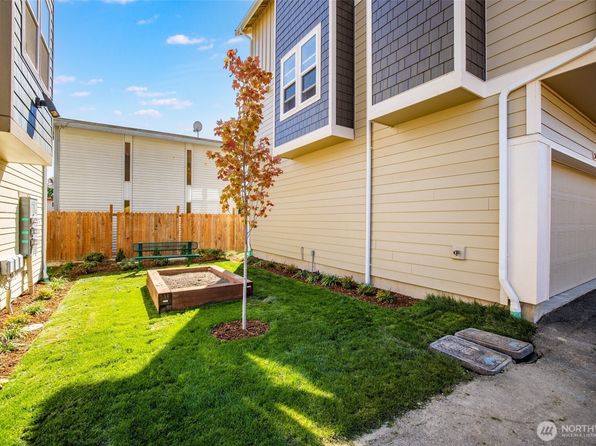 3415 S 144th Lane, Tukwila, WA 98168