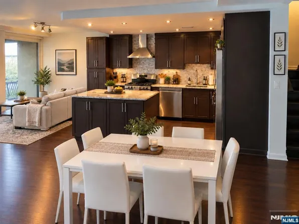 4 Horizon Road #1207, Fort Lee, NJ 07024