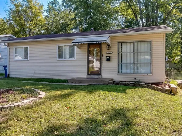10520 Lord Dr, Saint Louis, MO 63136