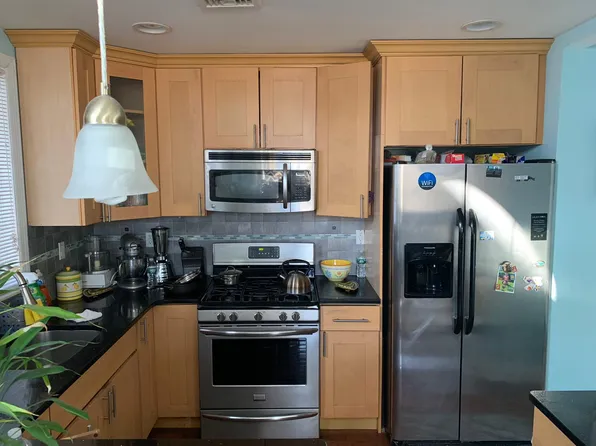 9 Granada Cres, White Plains, NY 10603