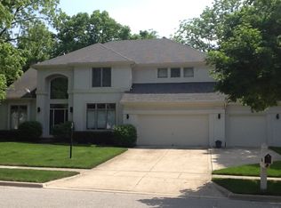 5186 Forest Run Dr, Dublin, OH 43017