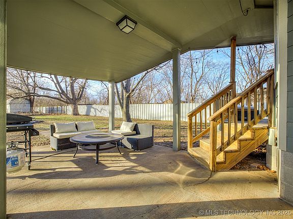 4th image of 17104 S Memorial Dr