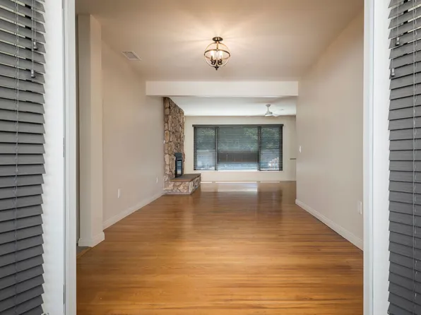 952 Agate St, San Diego, CA 92109