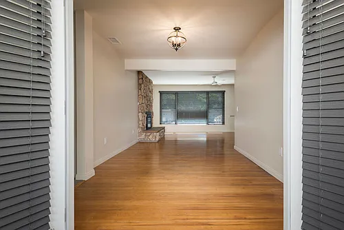 952 Agate St #952 Photo 1