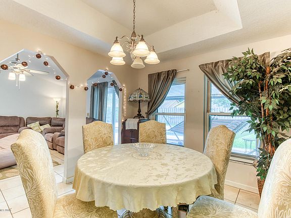 5th image of 3387 Areca Palm Ave