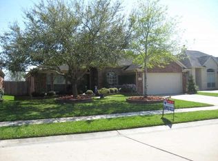 3115 E Webber Dr, Pearland, TX 77584