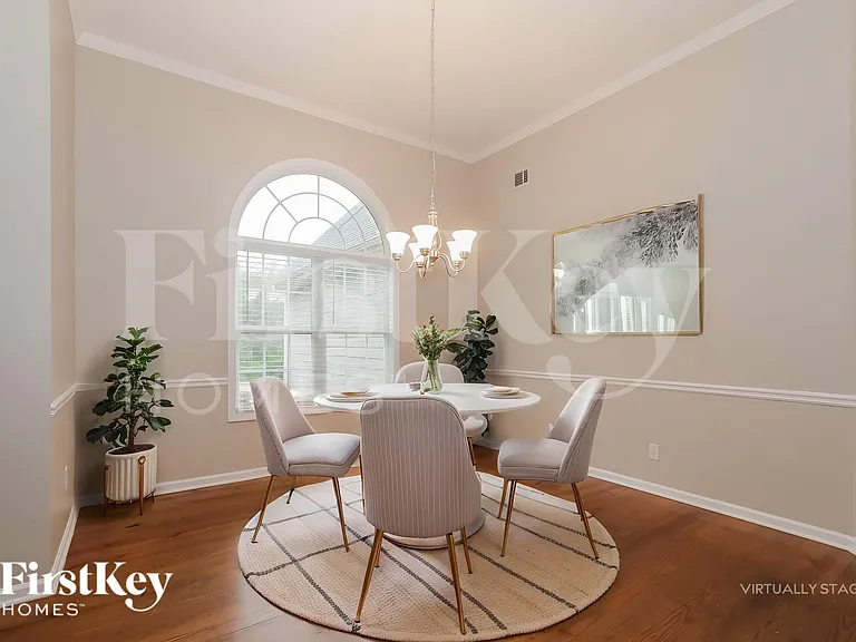 2570 Serenity St — Photo 6