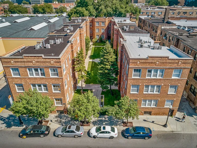 3521-29 N. Broadway — Photo 15