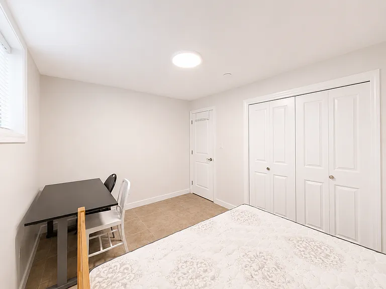 5412 Slocan St — Photo 3