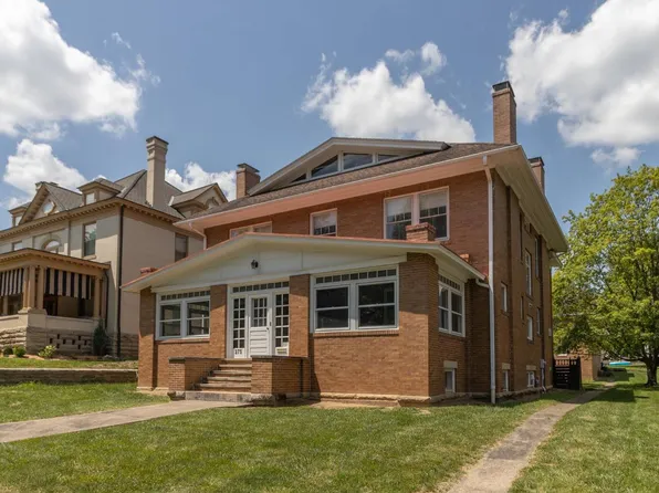 275 W College St, Waynesburg, PA 15370