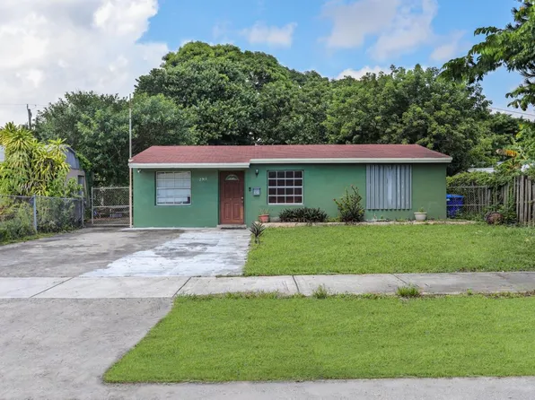 2311 Fletcher St, Hollywood, FL 33020