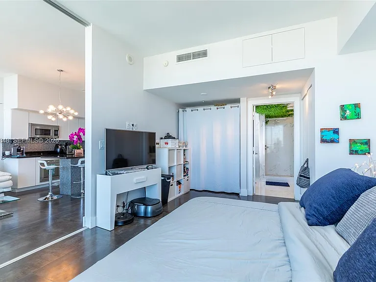 92 SW 3rd St #5108 — Photo 14