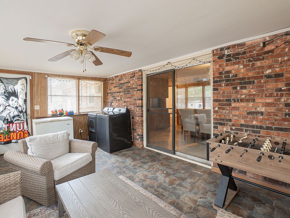 13th image of this home