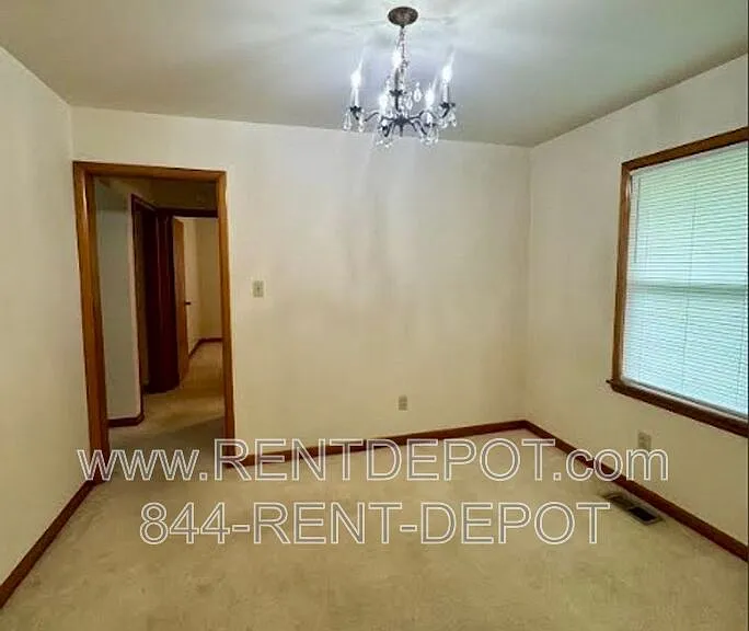 2719 Vogel Rd — Photo 3