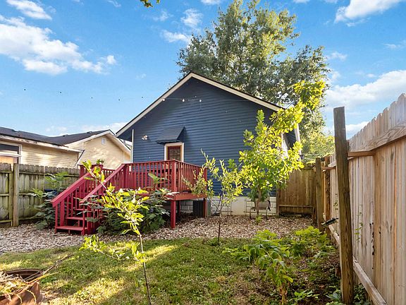 5th image of 459 Delcamp Dr