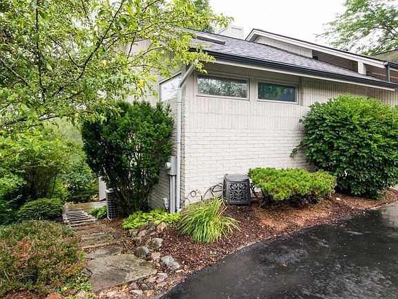 3rd image of 4110 W Loch Alpine Dr