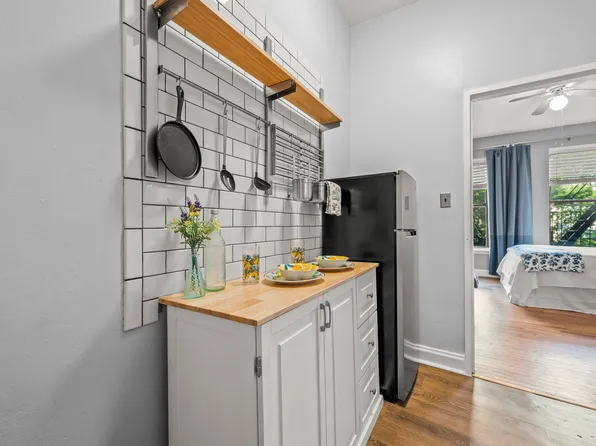 1777 Madison Avenue image 1 of 20