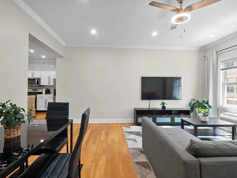 5501 Hudson Ave #407 — Photo 9