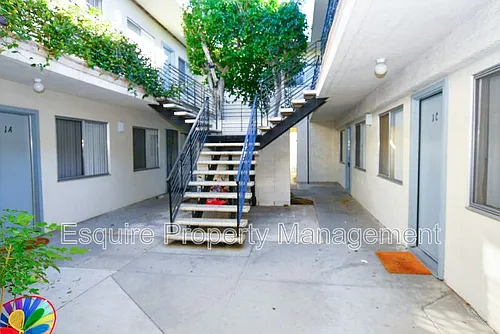 1750 Ventura Blvd #1C Photo 1