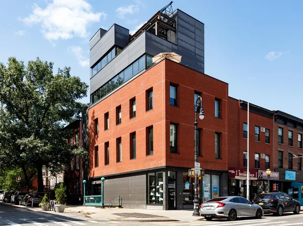 311 Warren Street image 15 of 19