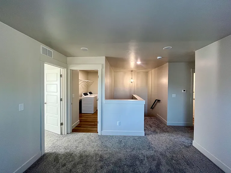 Southbridge Townhomes — Photo 14