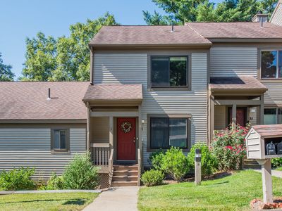 8 Overlook Court #8, Avon, CT, 06001