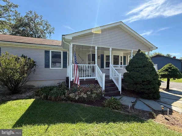 11115 Cedar Ln, Bealeton, VA 22712