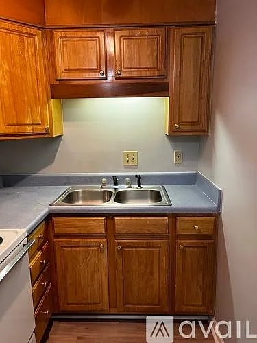 101 Elmwood Ave #D — Photo 13