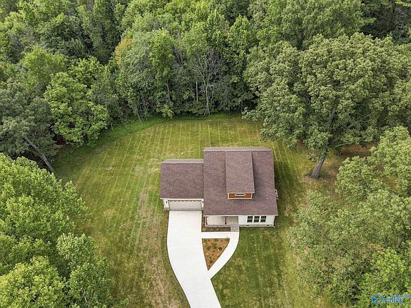 4th image of 211 Majestic View Dr