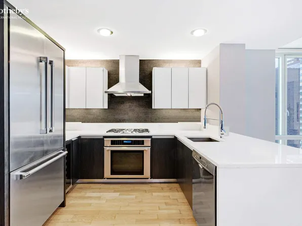 247 West 46th Street image 4 of 14