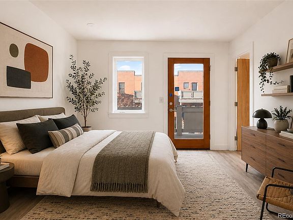 3rd image of 3212 Foundry Place