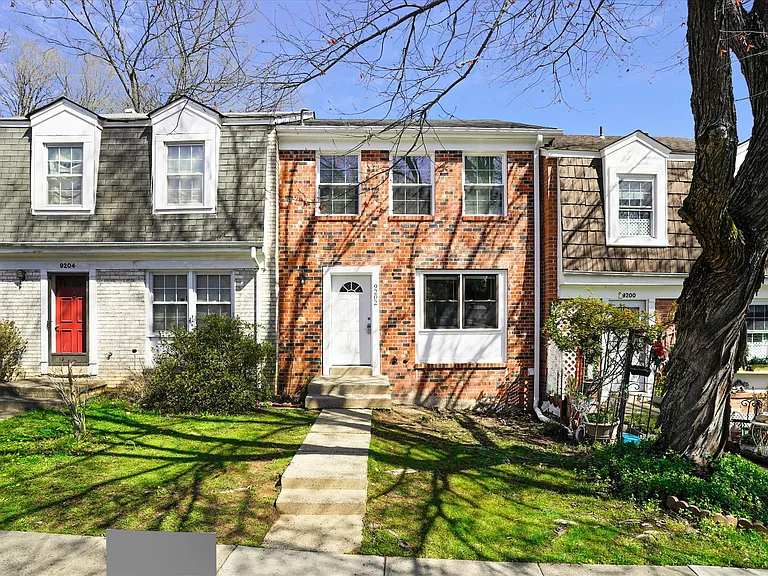 9202 Sprucewood Rd — Photo 1