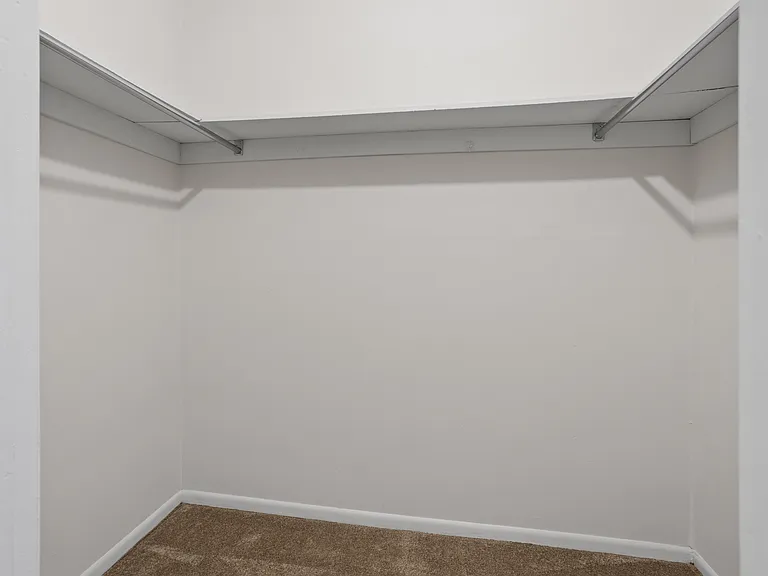 Ambassador Apartments — Photo 14