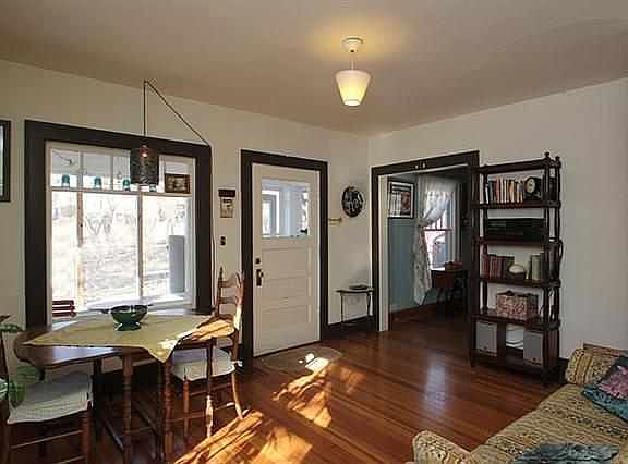 5th image of 1171 E Jefferson St