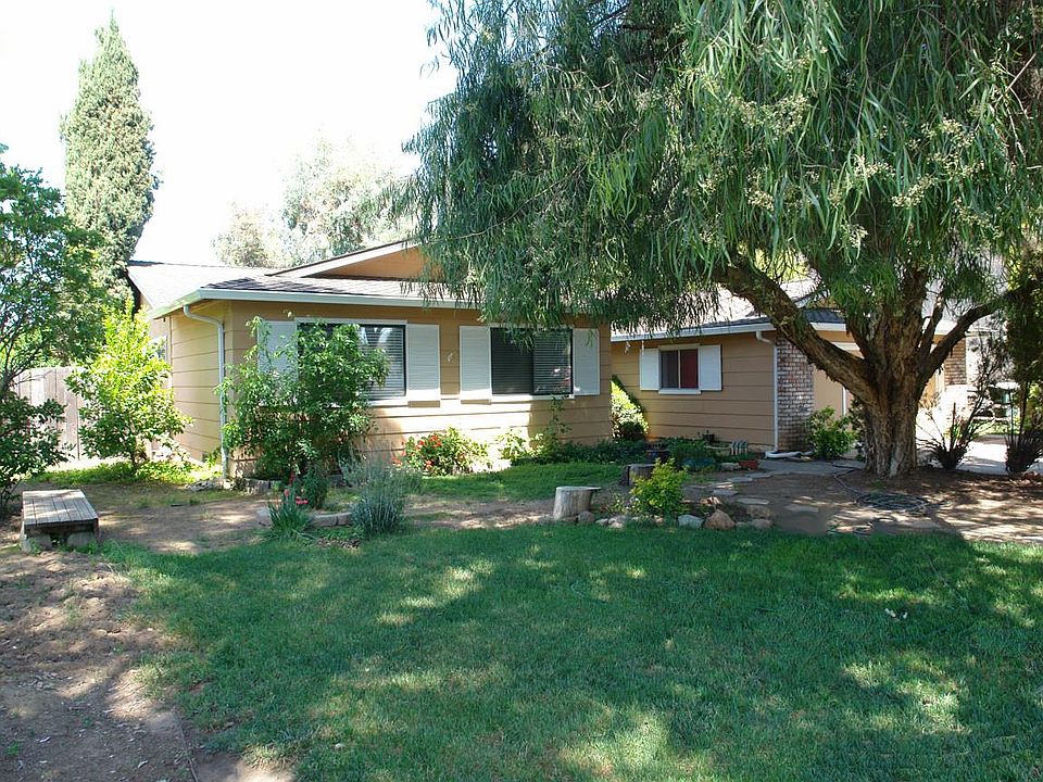 1st image of 7549 Stewart Ct