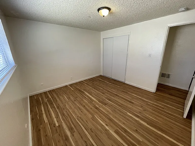 3426 Woodside Dr #3 — Photo 3