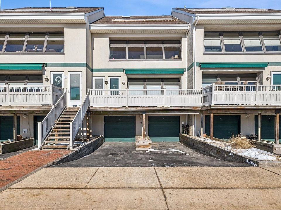 1st image of 539A Broadway W #539A