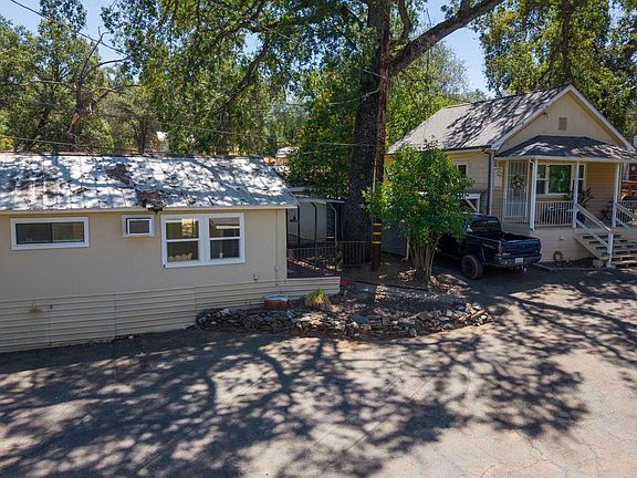 2nd image of 18493 Jamestown Rd