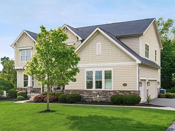 3rd image of 1002 Rambling Brook Way