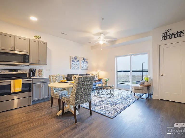 The Bend Apartments — Photo 8