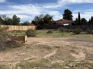 5204 Russell Dr NW, Albuquerque, NM 87114