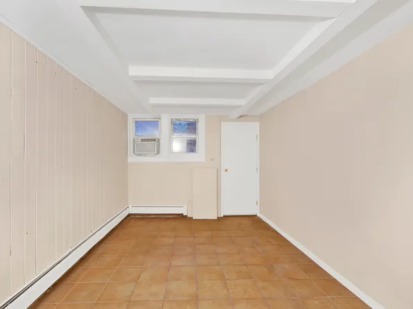 2065 East 38th Street image 23 of 26