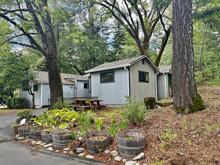 21850 Bear Creek Rd #C — Photo 14
