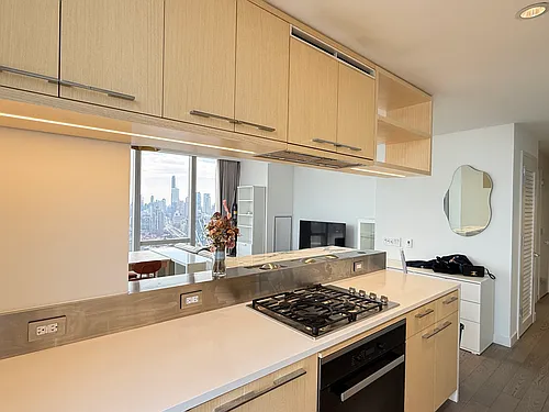 252 South St #42D Photo 1