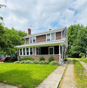 39 Chestnut St, Gowanda, NY, 14070