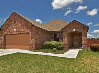 678 Apricot Dr, Kyle, TX 78640