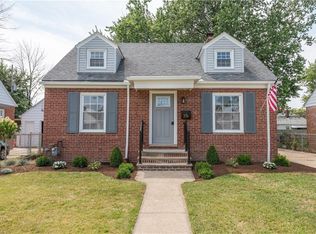 256 E 327th St, Eastlake, OH 44095