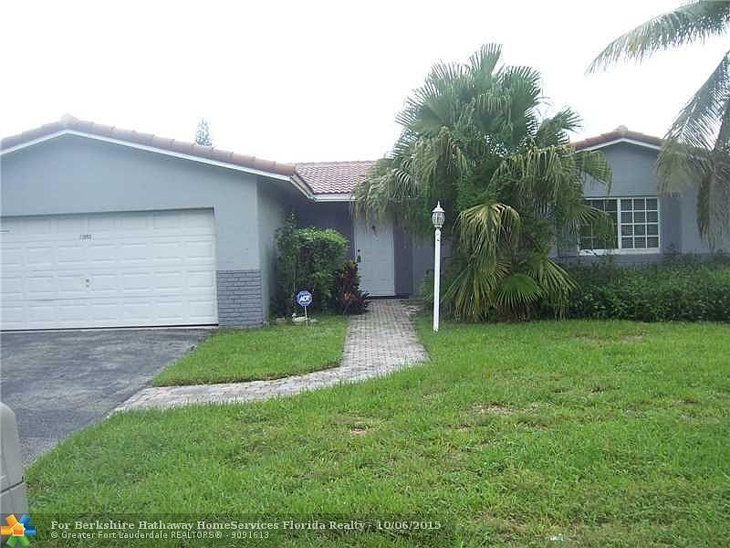 1st image of 11093 Glenwood Dr