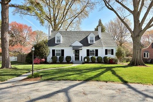 1st image of 5812 Fitzhugh Ave