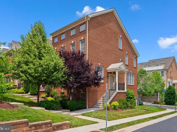 2501 Cherry Tree Rd, Hanover, MD 21076